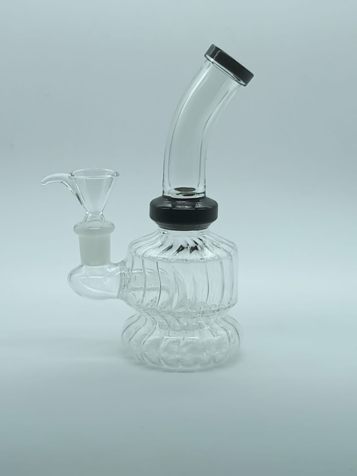 Bong, black style, mit gedrehter Innenseite, 15cm